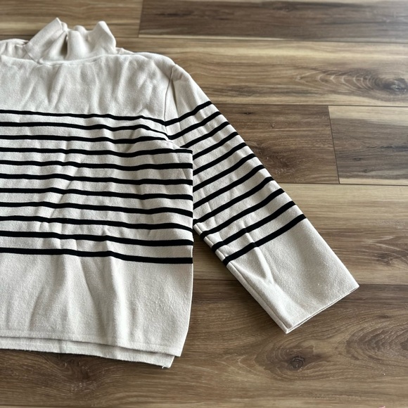 H&M womens high collar striped sweater size medium - Picture 3 of 5
